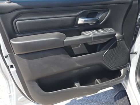 New 2026 RAM 1500 Express AWD/4WD image 12