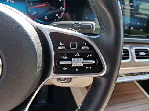 Used 2022 Mercedes-Benz GLE 350 4MATIC image 22