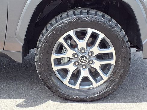 Used 2024 Toyota Tundra 1794 Edition image 9
