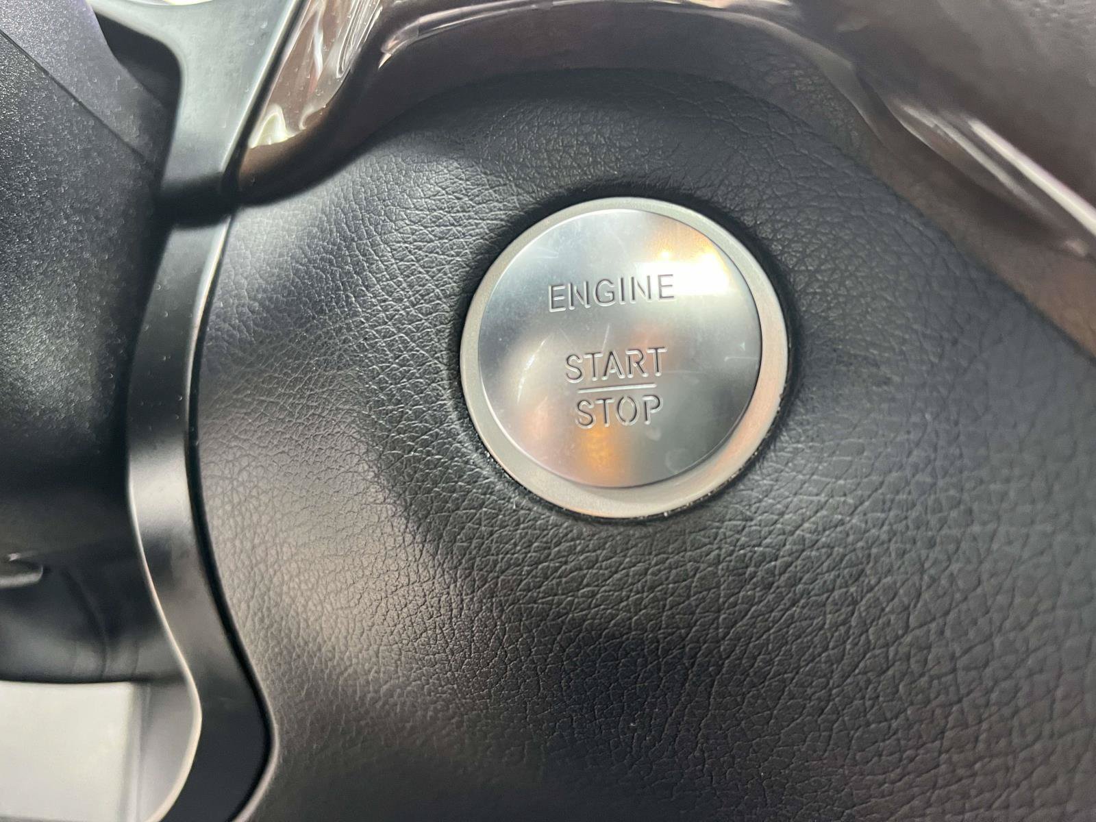 Used 2018 Mercedes-Benz GLE 350 4MATIC image 26