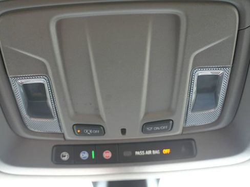 Used 2020 Chevrolet Silverado 1500 LT w/ All-Star Edition image 28