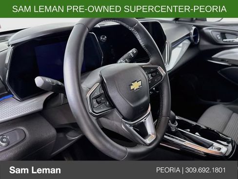Used 2025 Chevrolet Trax LT w/ Driver Confidence Package FWD image 11
