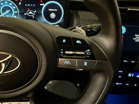 Used 2023 Hyundai Tucson Limited w/ Cargo Package image 32