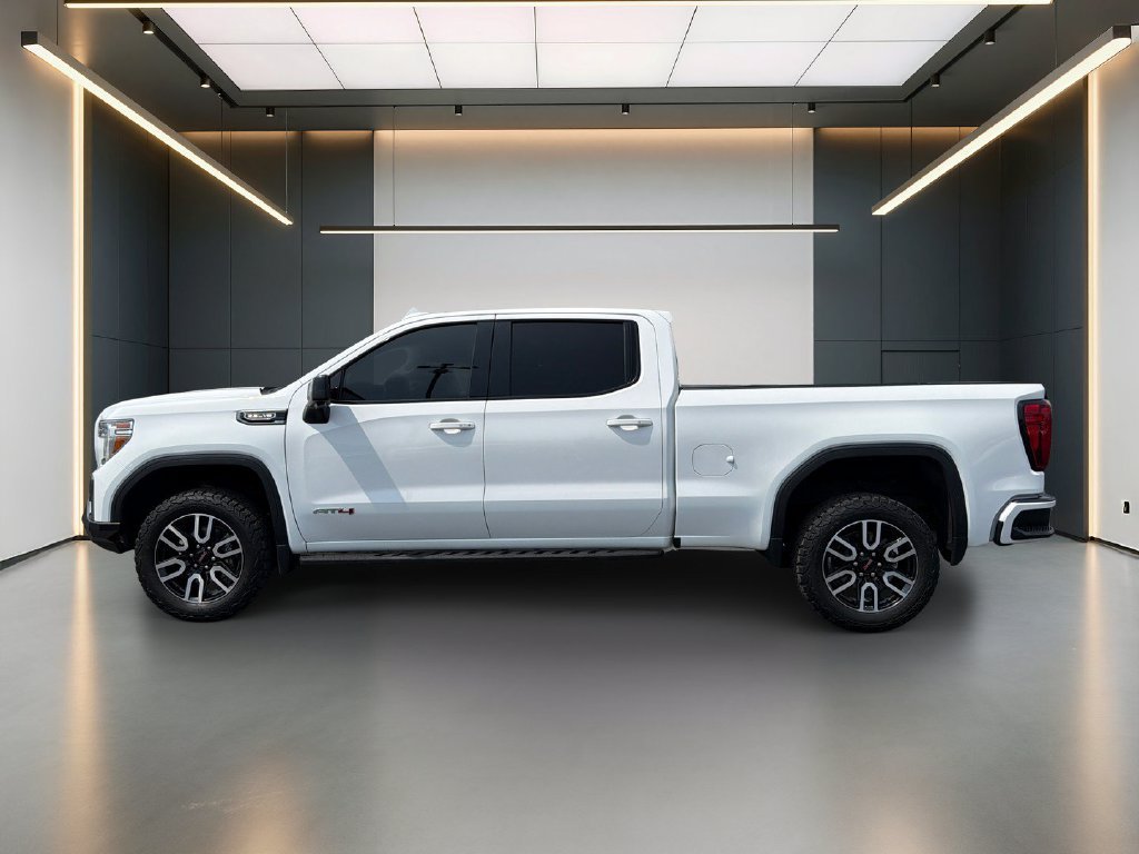 Certified 2021 GMC Sierra 1500 AT4 w/ AT4 Premium Package AWD/4WD image 2