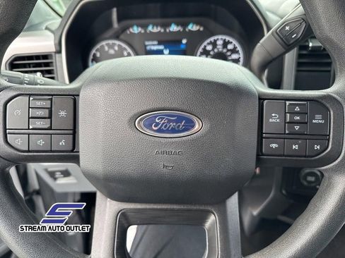 Used 2022 Ford F150 XLT image 12