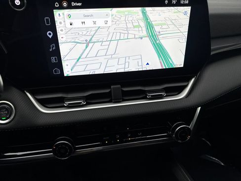 Used 2025 Chevrolet Equinox LT FWD image 60