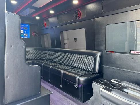 Used 2023 Mercedes-Benz Sprinter 3500 image 37