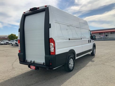 New 2025 RAM ProMaster 3500 w/ Roll-Up Rear Door Package image 7