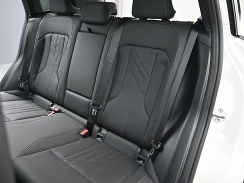 Used 2025 BMW X3 xDrive30i w/ Premium Package image 30