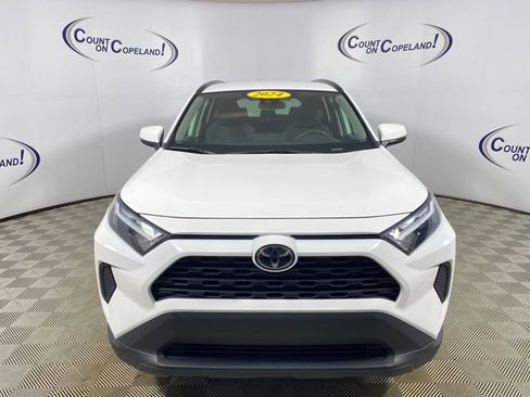 Used 2024 Toyota RAV4 XLE FWD image 2