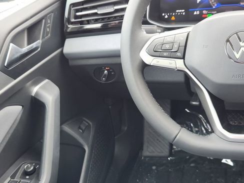 New 2026 Volkswagen Jetta SE image 27