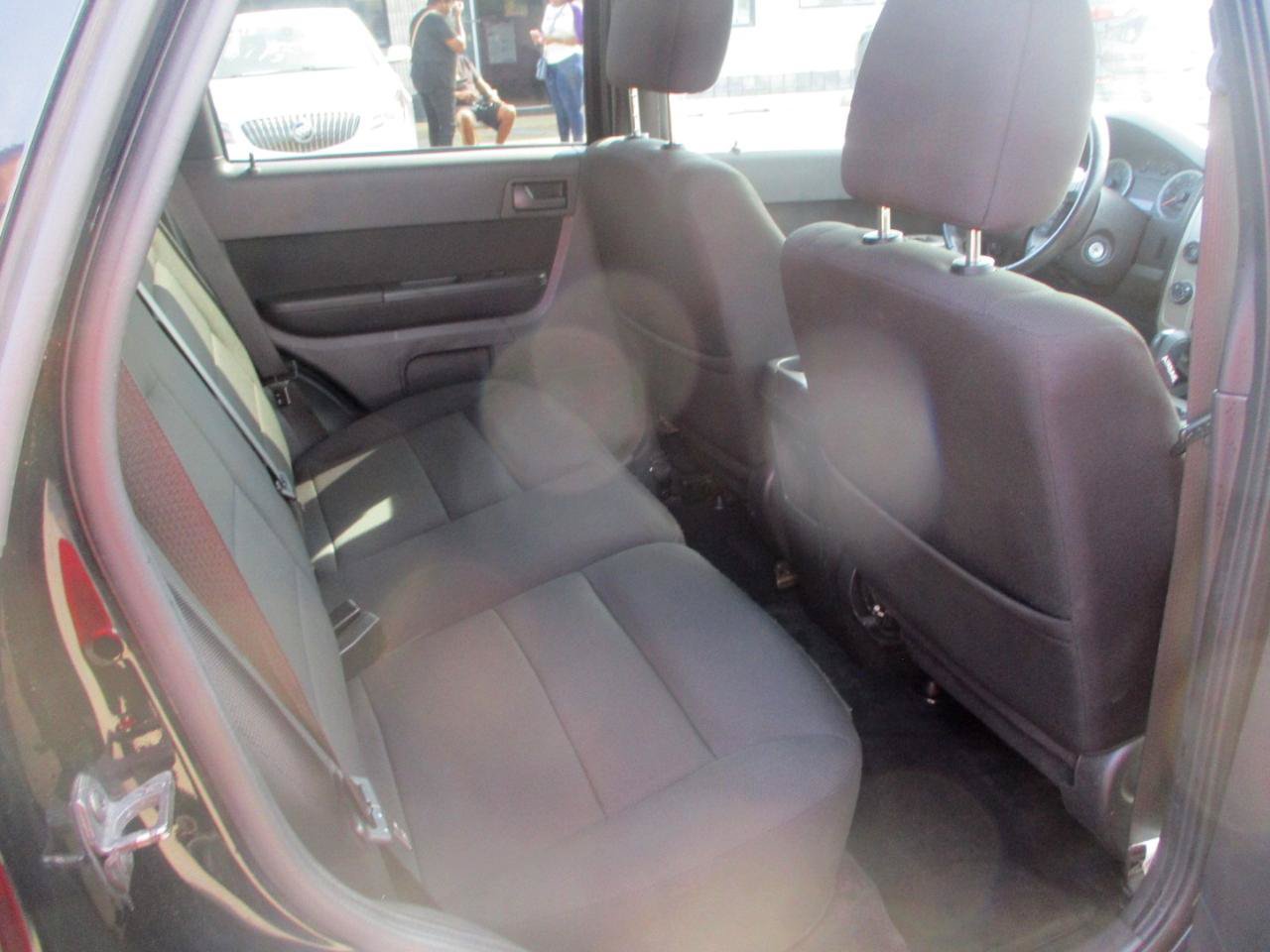 Used 2009 Ford Escape XLT FWD image 9