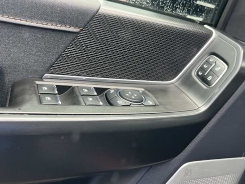 Certified 2023 Ford F150 Raptor w/ Raptor Carbon Fiber Package AWD/4WD image 33