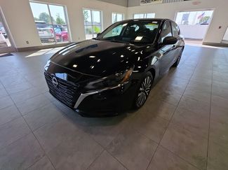Used 2025 Nissan Altima 2.5 SV FWD video 1