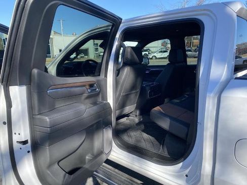 Used 2025 Chevrolet Silverado 1500 High Country image 27
