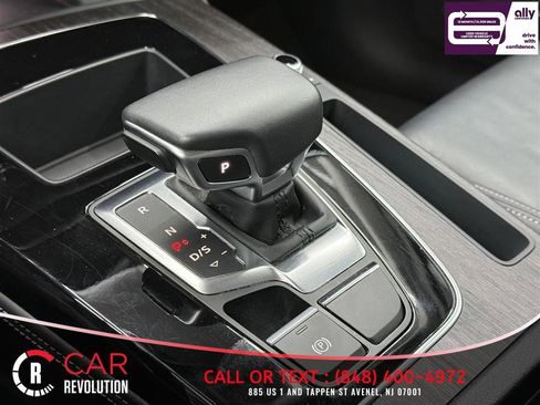 Used 2024 Audi Q5 2.0T Premium Plus AWD/4WD image 37