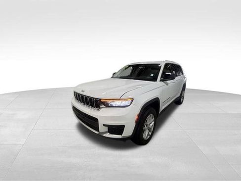 Certified 2023 Jeep Grand Cherokee L Laredo AWD/4WD image 3