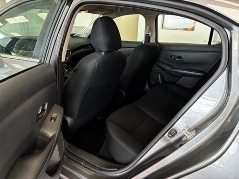 Used 2024 Nissan Sentra S FWD image 14