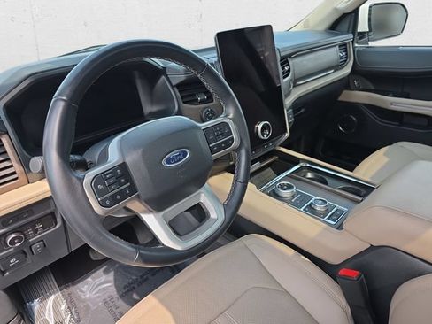 Used 2023 Ford Expedition Max Limited AWD/4WD image 18