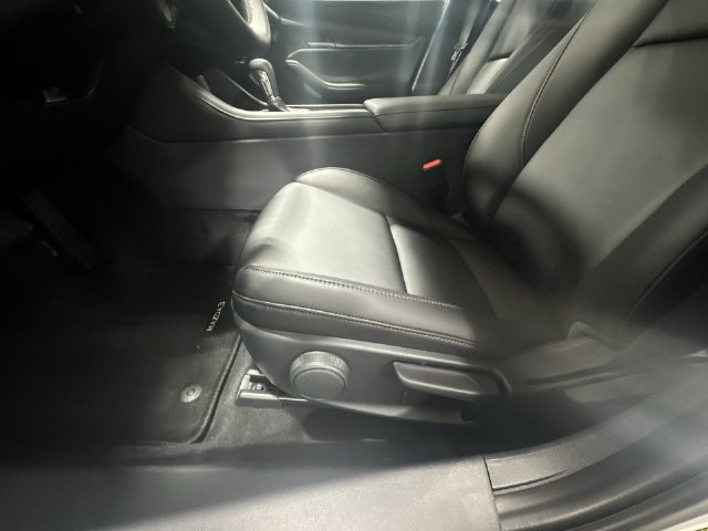 New 2026 MAZDA MAZDA3 s Sport FWD image 18