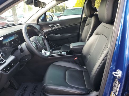 Used 2025 Kia Sportage SX image 20