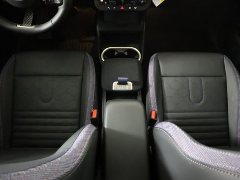 Certified 2025 MINI Cooper Countryman S image 16