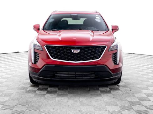 Used 2023 Cadillac XT4 Sport w/ Cold Weather Package AWD/4WD image 9