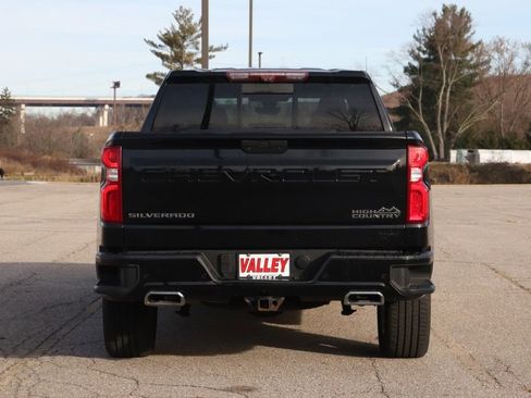 Used 2020 Chevrolet Silverado 1500 High Country w/ Technology Package image 11