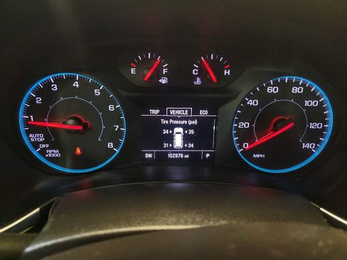 Used 2020 Chevrolet Equinox LS w/ LS Convenience Package FWD image 23