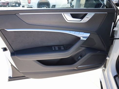 Used 2022 Audi RS 7 Sportback image 10