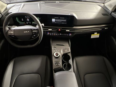 New 2026 Kia Sportage EX image 21