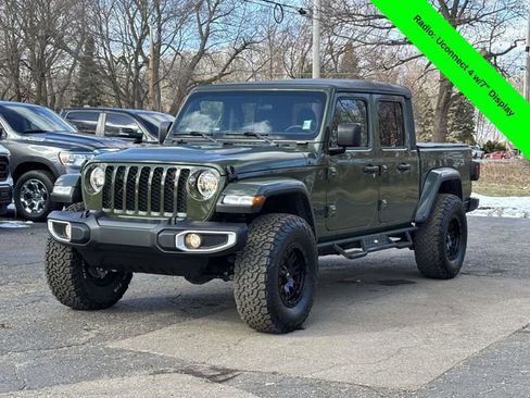 Used 2023 Jeep Gladiator Sport image 29