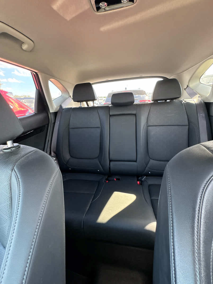 Used 2024 Kia Seltos SX AWD/4WD image 30