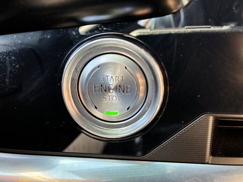 Used 2022 Chevrolet Corvette Stingray Preferred Cpe w/ Z51 Performance Package image 10