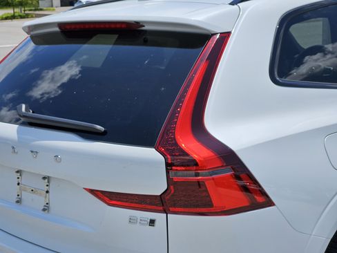 New 2026 Volvo XC60 B5 Core w/ Protection Package image 10