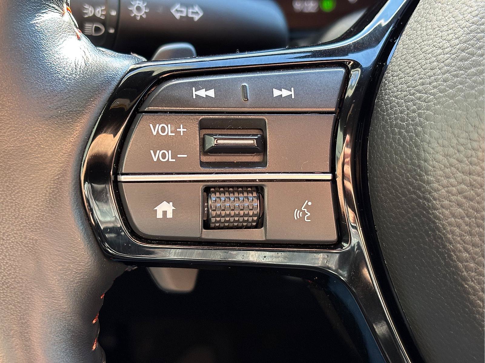 Certified 2023 Honda CR-V Sport Touring image 32
