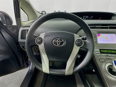 Used 2013 Toyota Prius Two image 13