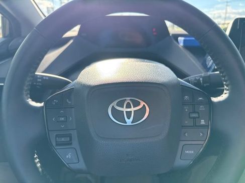 Used 2025 Toyota Prius AWD image 6