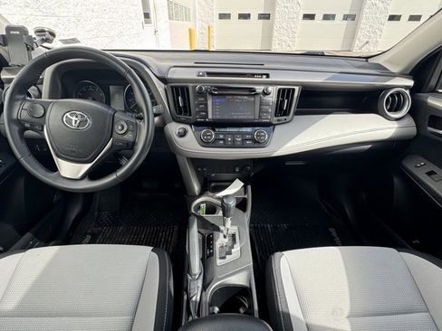 Used 2018 Toyota RAV4 XLE image 13