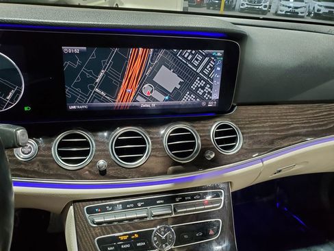 Used 2020 Mercedes-Benz E 350 E 350 image 29