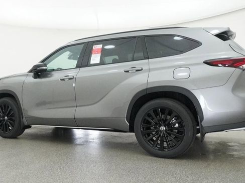 New 2026 Toyota Highlander XSE AWD/4WD image 25