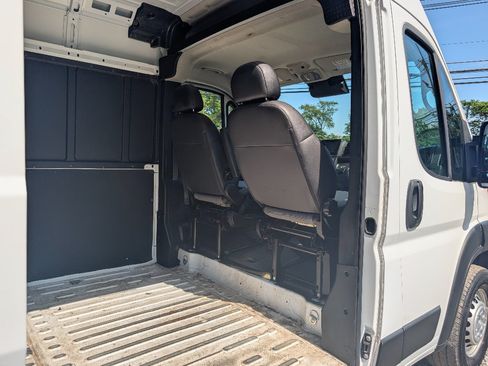 Used 2026 RAM ProMaster 2500 w/ Convenience Group FWD image 16