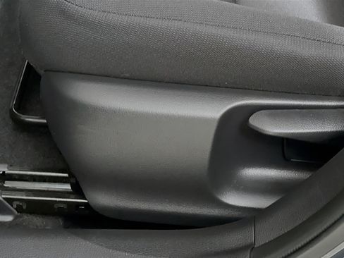Used 2025 Toyota Corolla LE FWD image 16