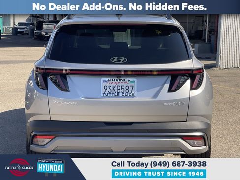 Certified 2025 Hyundai Tucson Limited AWD/4WD image 14