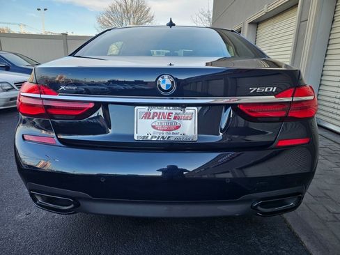 Used 2019 BMW 750i xDrive w/ Executive Package image 29
