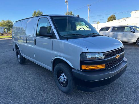 New 2025 Chevrolet Express 2500 w/ Driver Convenience Package image 3