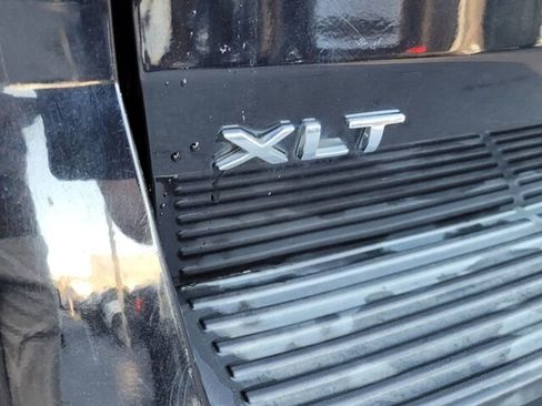 Used 2019 Ford Expedition Max XLT image 14