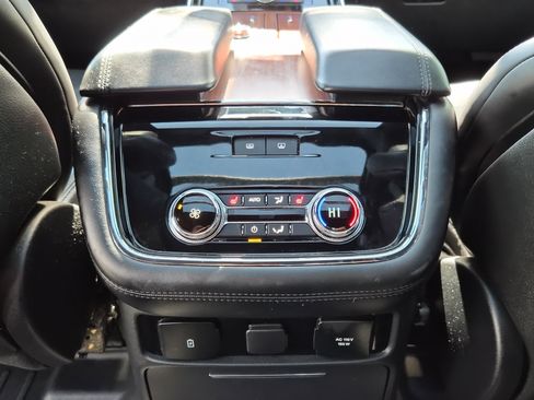 Used 2020 Lincoln Navigator Reserve w/ Equipment Group 208A Reserve image 15