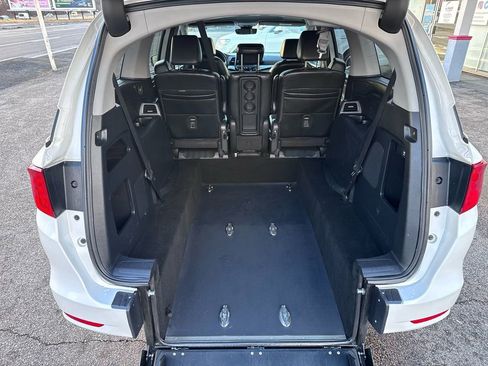 Used 2021 Honda Odyssey EX-L image 41