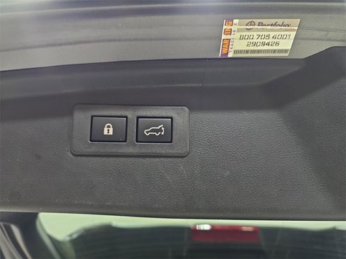 Used 2024 Subaru Outback Onyx Edition image 16